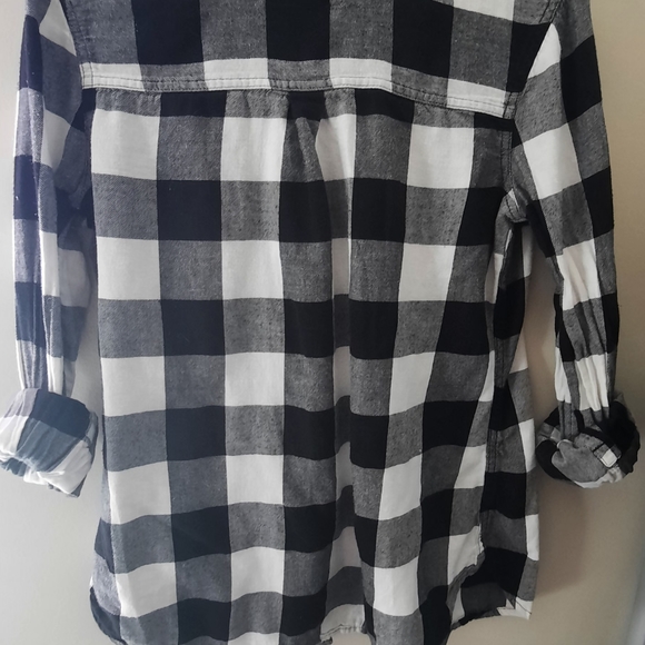 Mossimo button down plaid - Picture 3 of 3